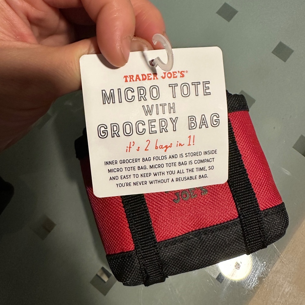 MICRO MINI TRADER JOE’S tote grocery bag 2 in 1 LIMITED EDITION NWT RED BLACK - Picture 6 of 7